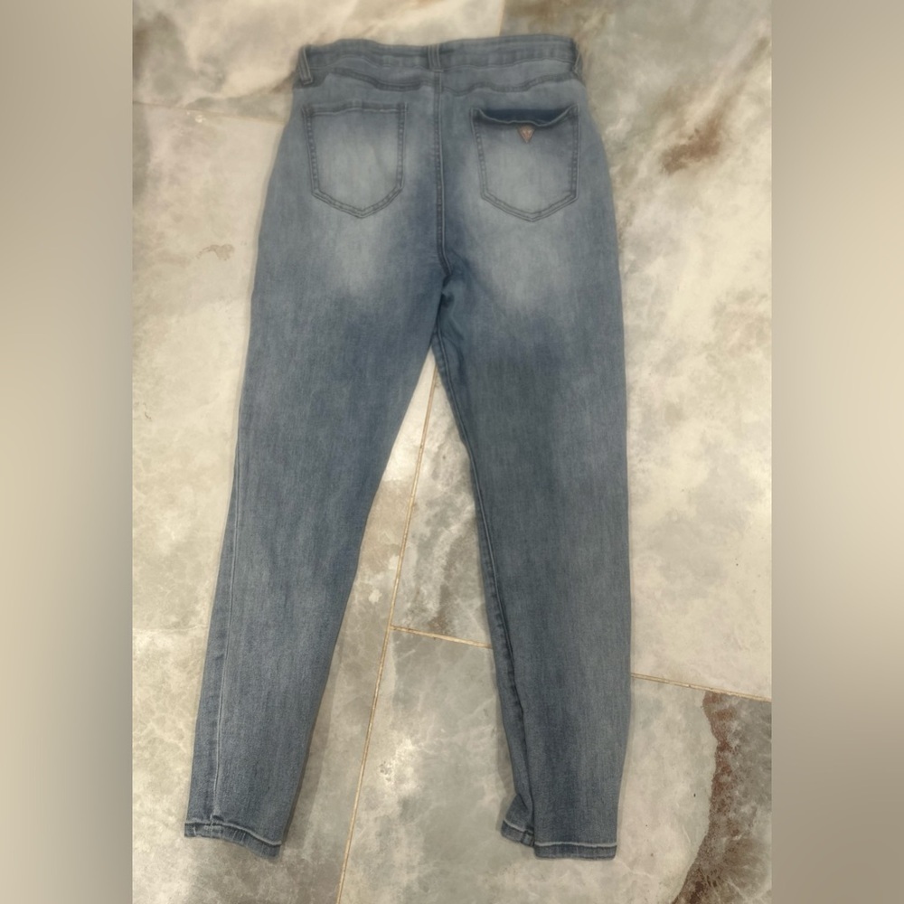 Guess
Blue Skinny Jeans Casual Style - Picture 3 of 12